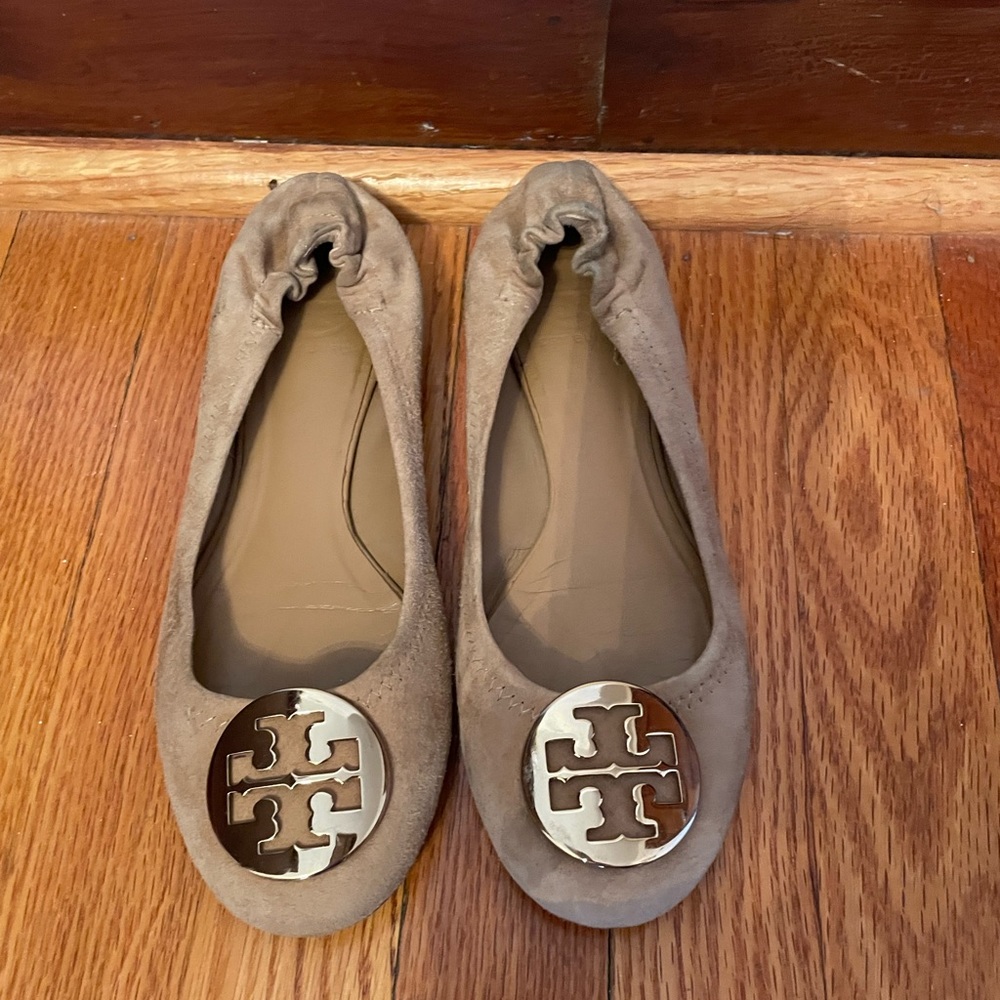 Tory Burch tan nude reva flats